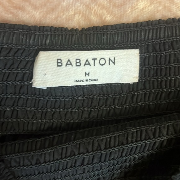 Aritzia Babaton accordion elasticized black top sz M - Picture 4 of 9